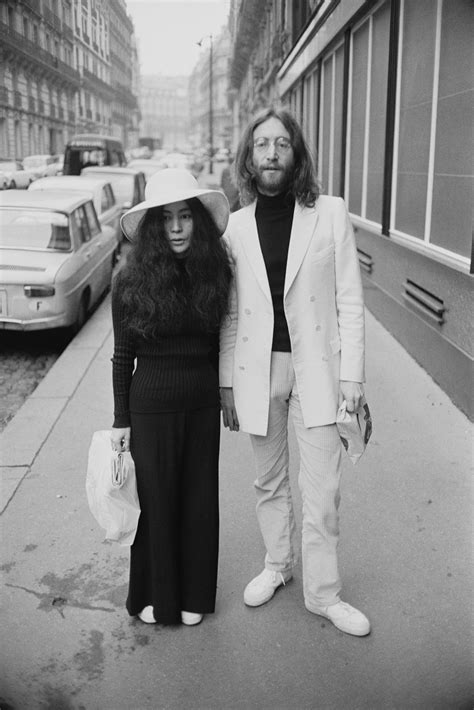 yoko ono nackt|The story behind John Lennon and Yoko Onos banned nude。